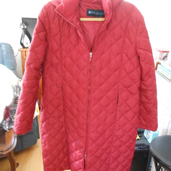 KENNETH COLE REACTION DOWN FILLED COAT-WOMEN'S SIZE LARGE-RED - Picture 1 of 7